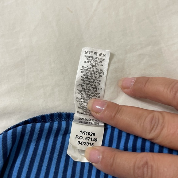 Vineyard Vines Blue Striped Polo, sz S, like-new - Picture 7 of 7